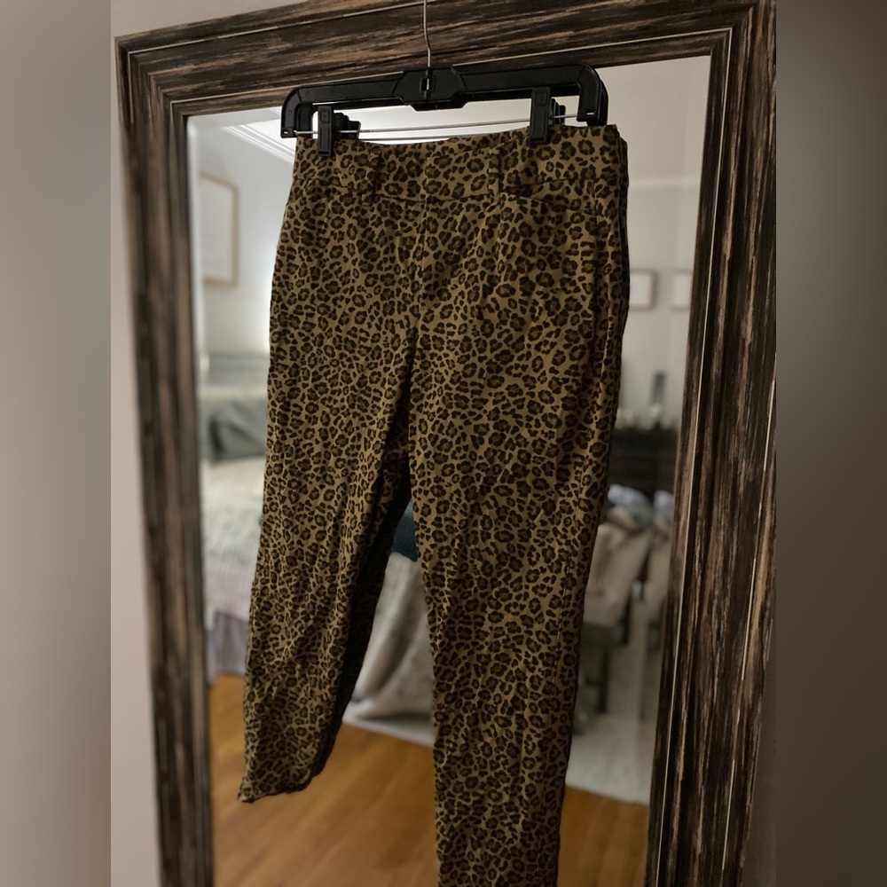 Old navy pixie pants! Super cute for work.